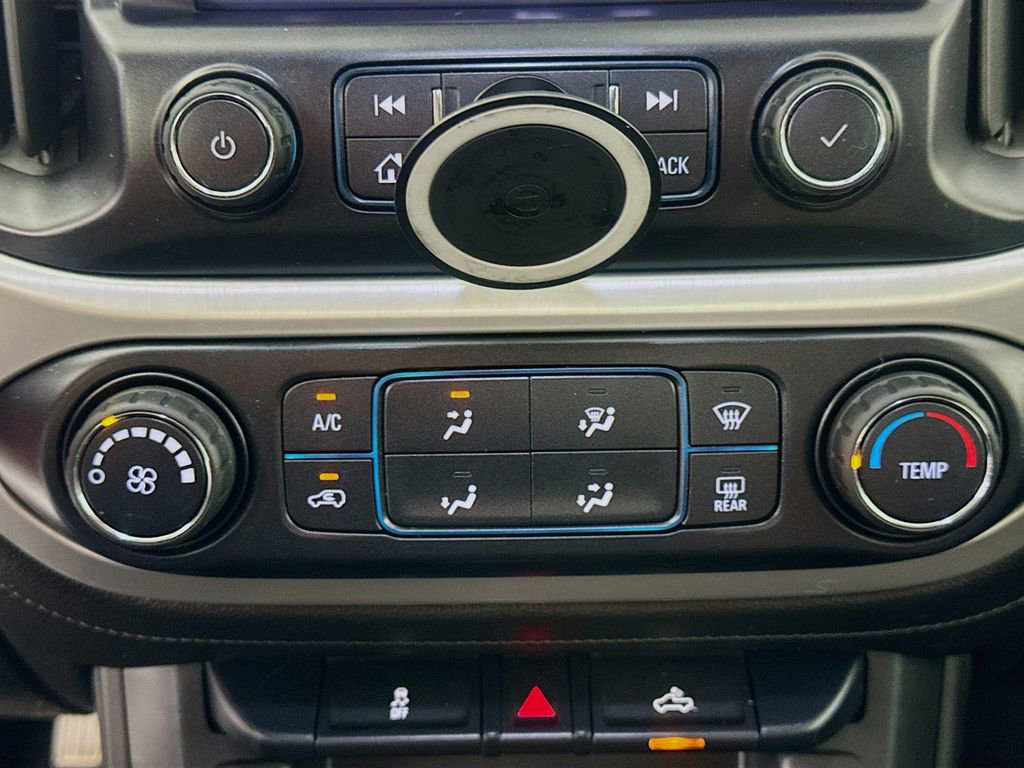 Used 2020 GMC Canyon SLE image 17