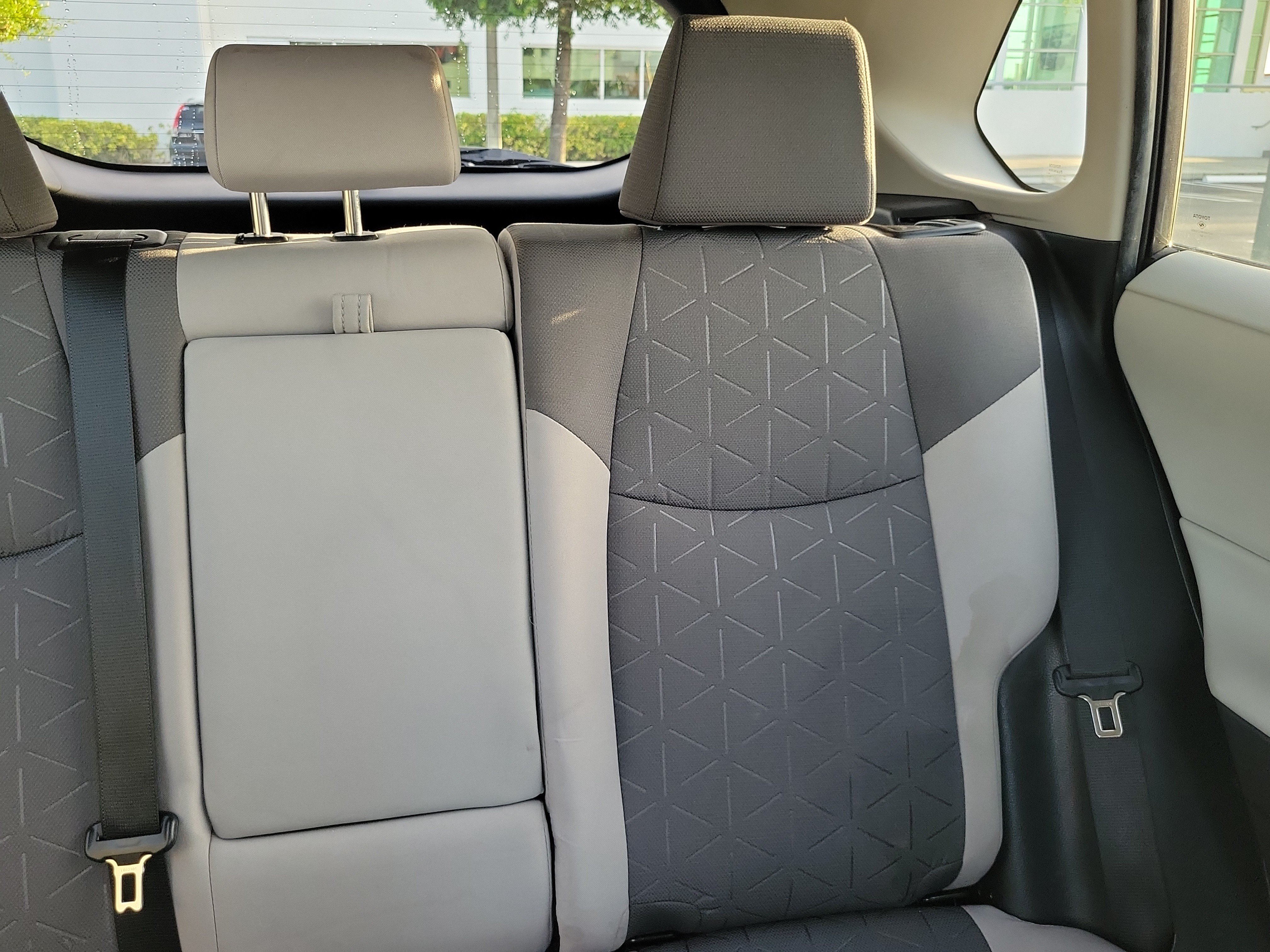 Used 2023 Toyota RAV4 XLE w/ Convenience Package FWD image 22