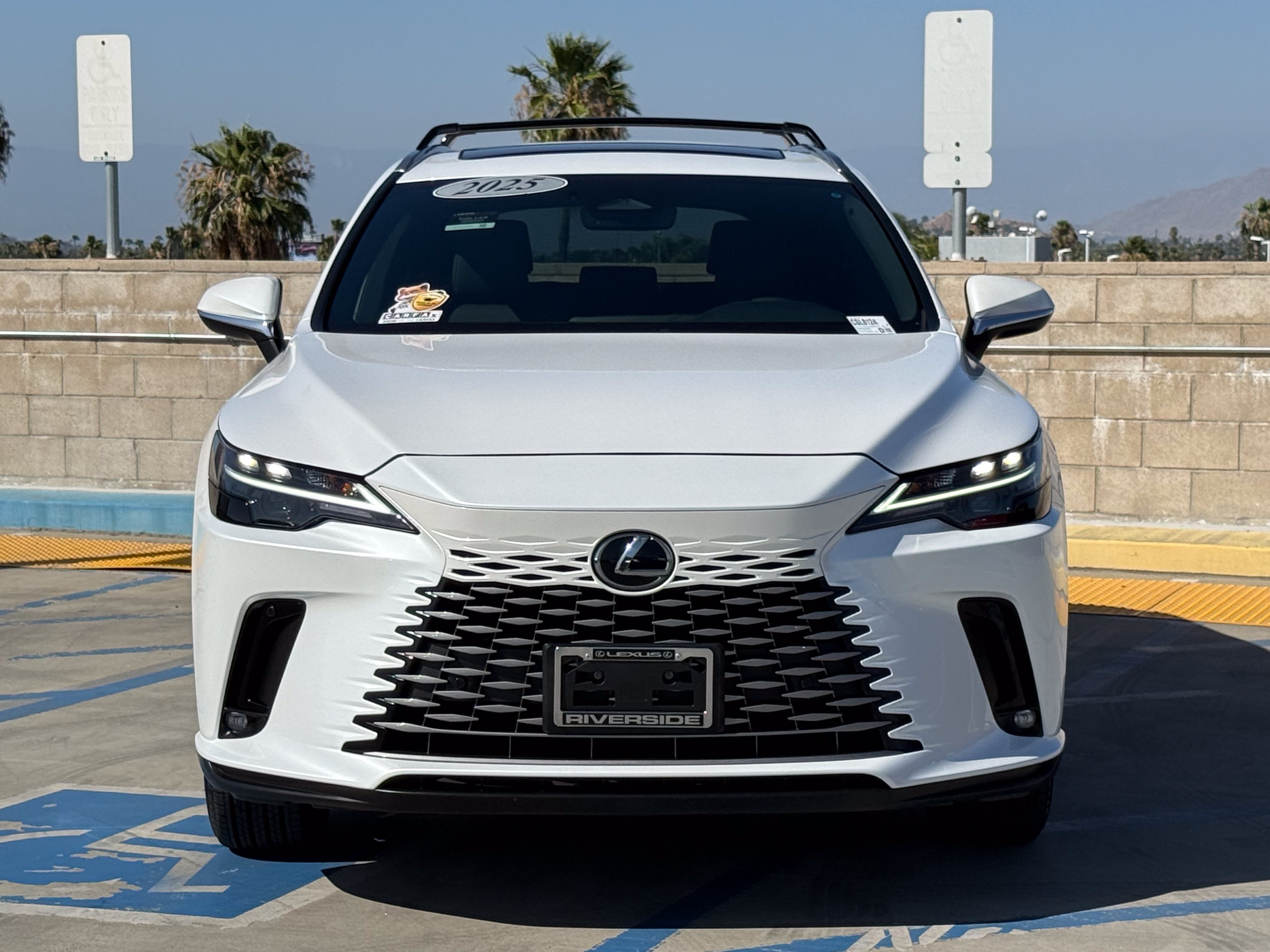 Certified 2025 Lexus RX 350 FWD w/ Technology Package image 6