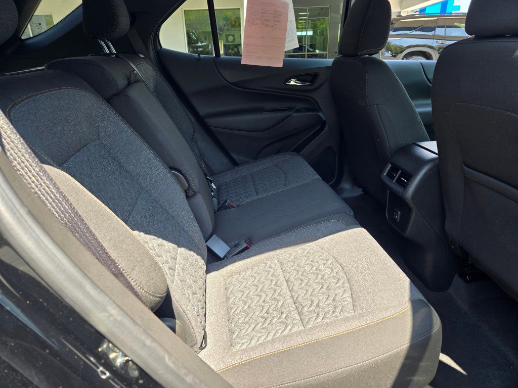 Used 2022 Chevrolet Equinox LT image 10