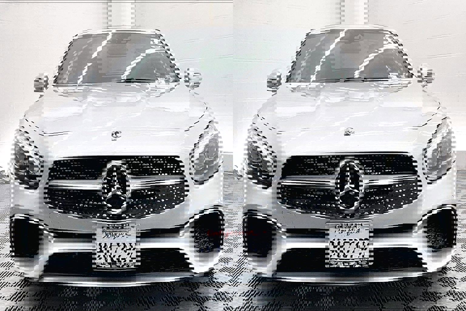 Used 2018 Mercedes-Benz SL 450 image 2