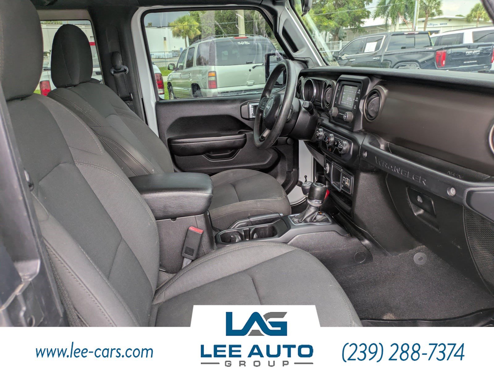 Used 2020 Jeep Wrangler Sport AWD/4WD image 12