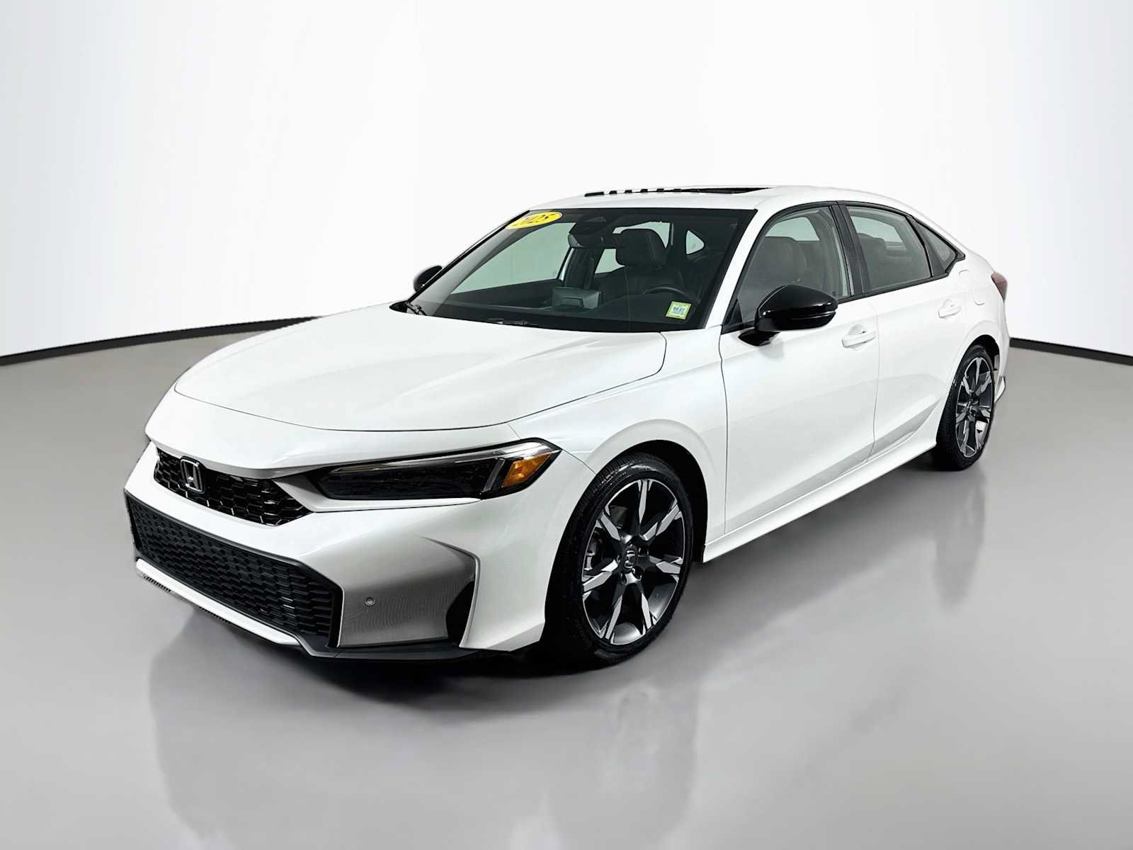 Certified 2025 Honda Civic Sport Touring image 3