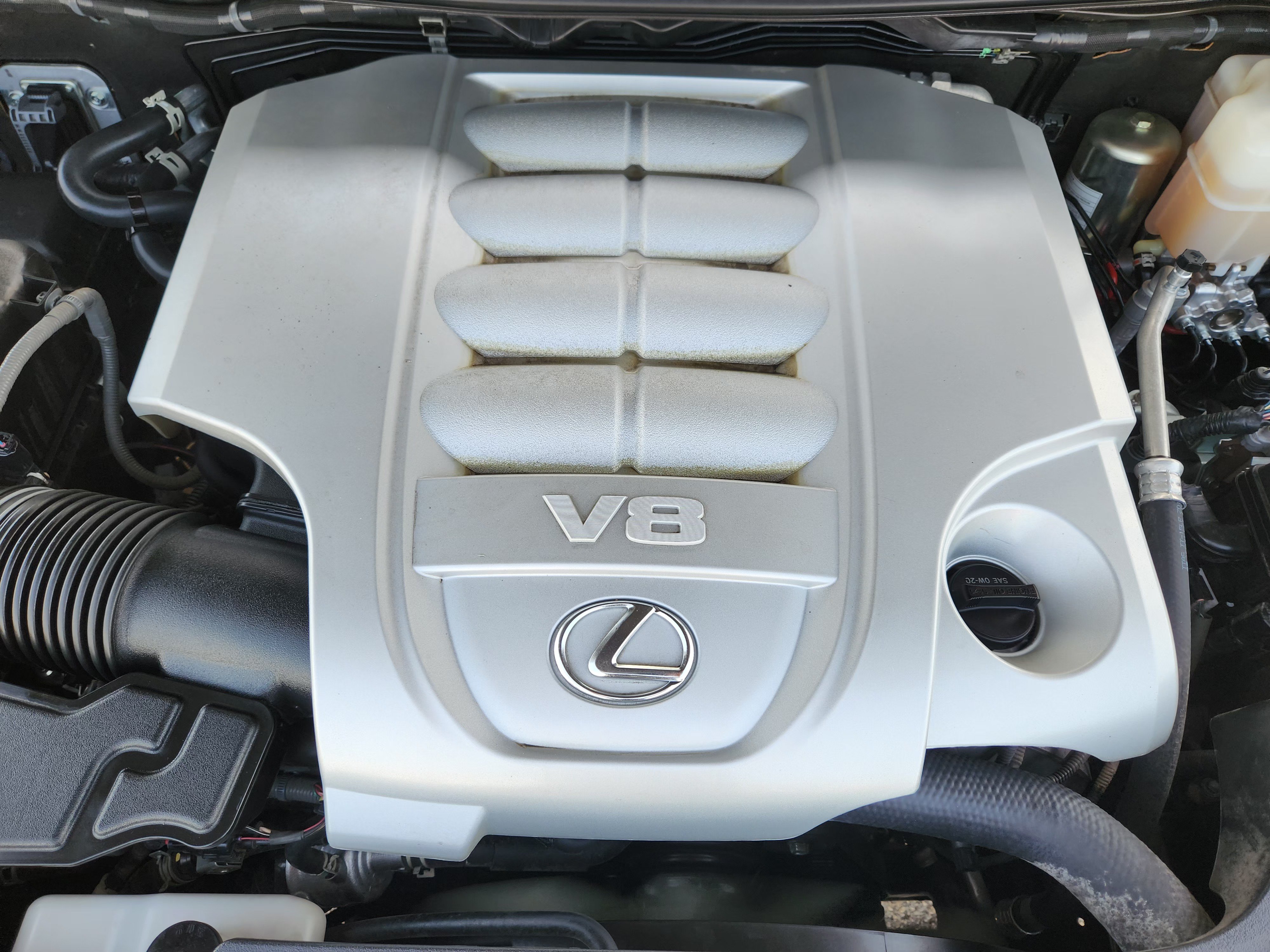Used 2021 Lexus LX 570 4WD w/ Sport Package image 32