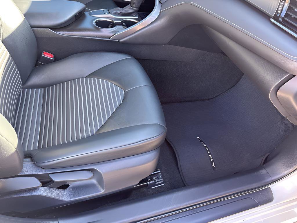 Used 2023 Toyota Camry SE w/ Convenience Package image 16