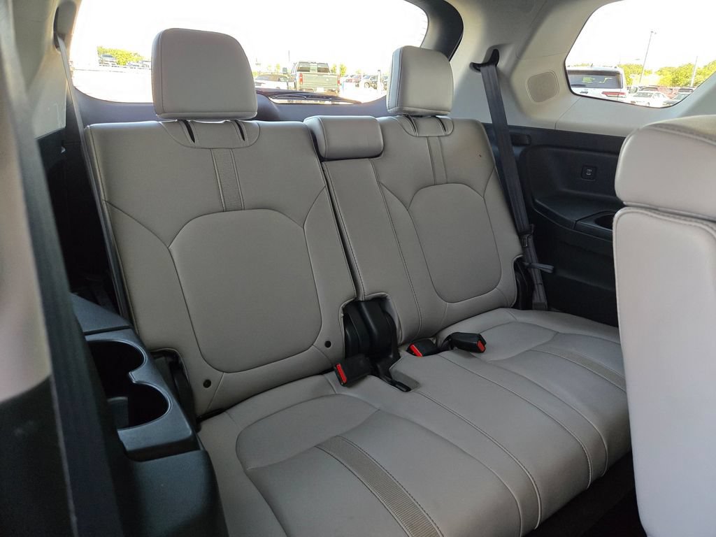 Used 2024 Honda Pilot Touring image 26