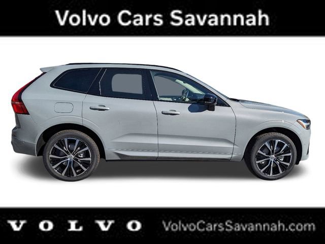 New 2025 Volvo XC60 B5 Plus w/ Protection Package Premier video 2