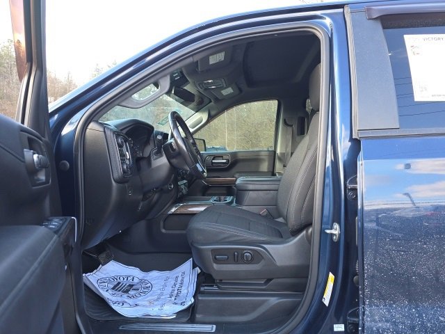 Used 2021 Chevrolet Silverado 1500 LT Trail Boss w/ Bed Protection Package image 11