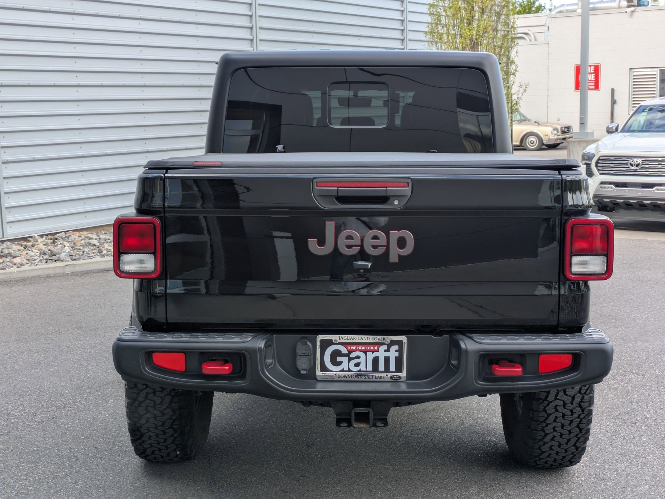 Used 2022 Jeep Gladiator Rubicon w/ Cold Weather Group image 6