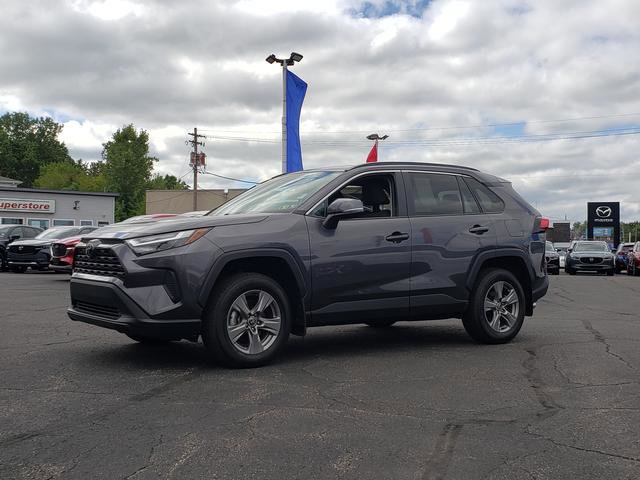 Used 2024 Toyota RAV4 XLE image 3