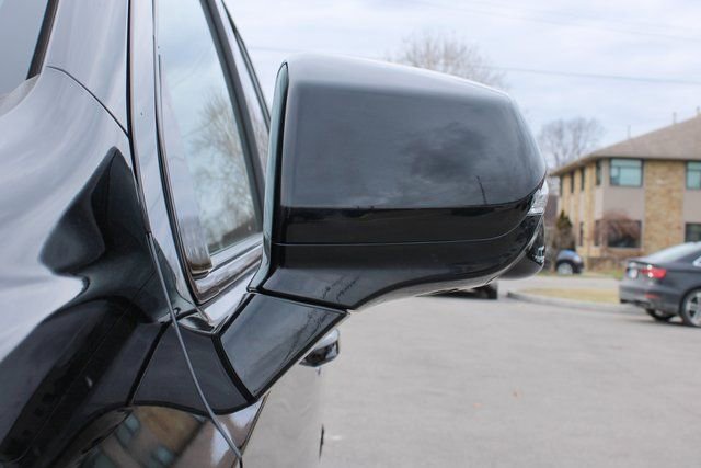 Used 2024 Chevrolet Suburban RST w/ Luxury Package AWD/4WD image 7