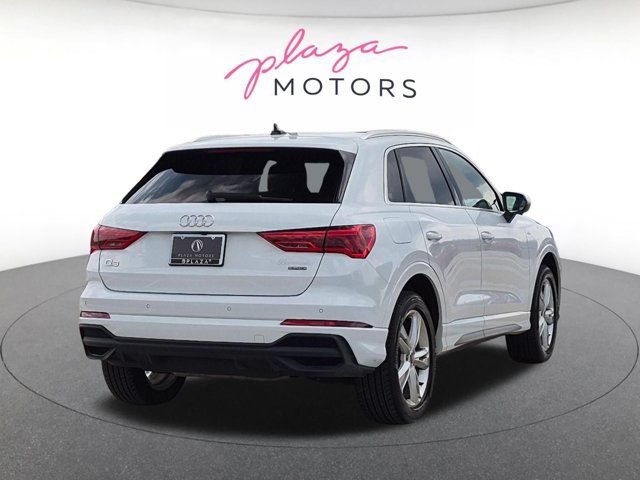 Certified 2024 Audi Q3 2.0T Premium w/ Convenience Package AWD/4WD image 5
