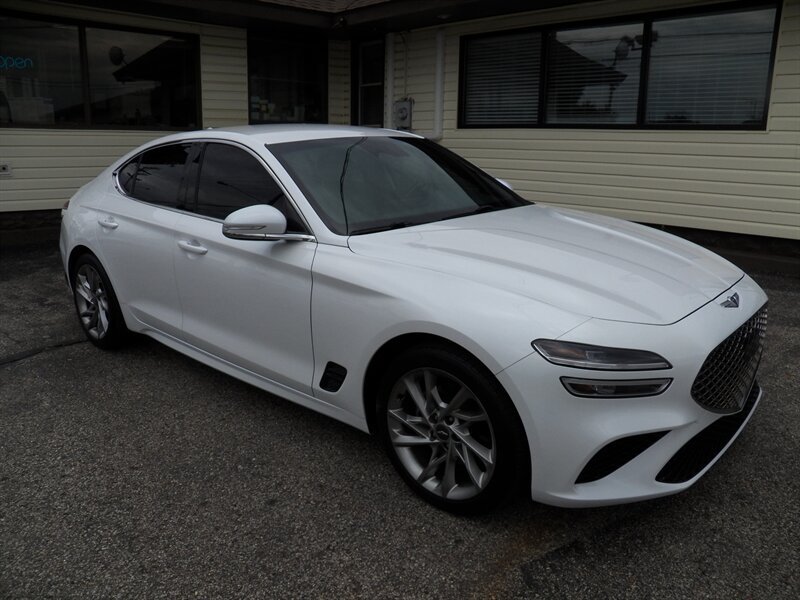 Used 2022 Genesis G70 2.0T RWD image 1