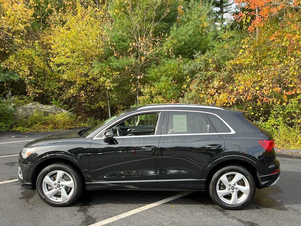 Used 2022 Audi Q3 2.0T Premium Plus w/ Premium Plus Package image 2