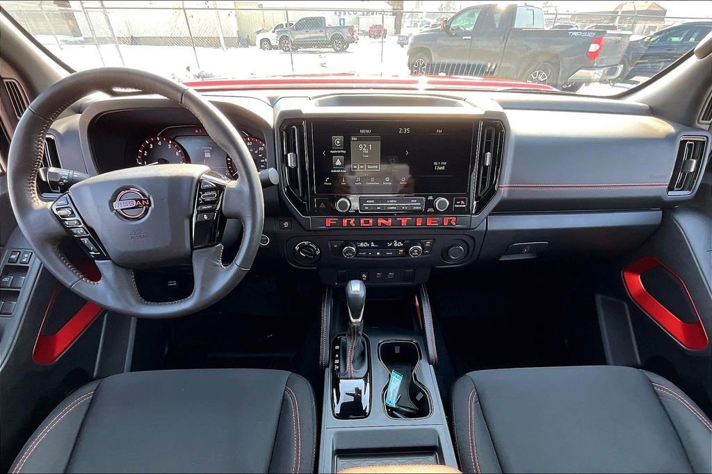 Used 2025 Nissan Frontier PRO-4X w/ Interior Protection Package image 19