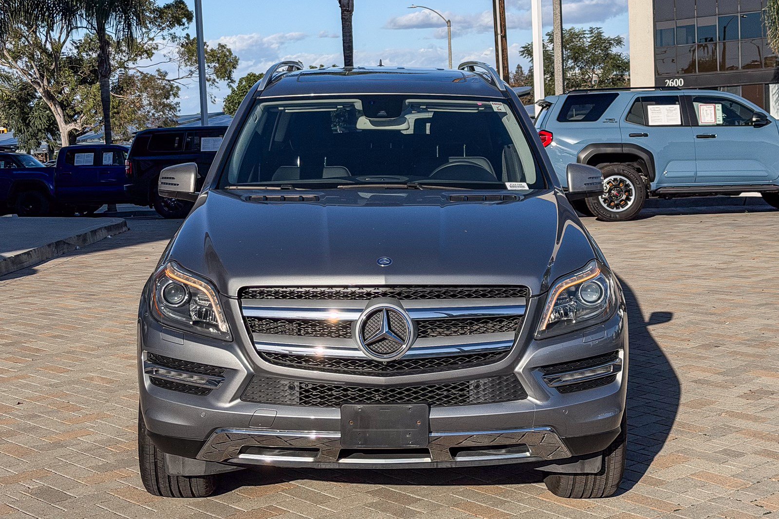 Used 2016 Mercedes-Benz GL 450 4MATIC image 2