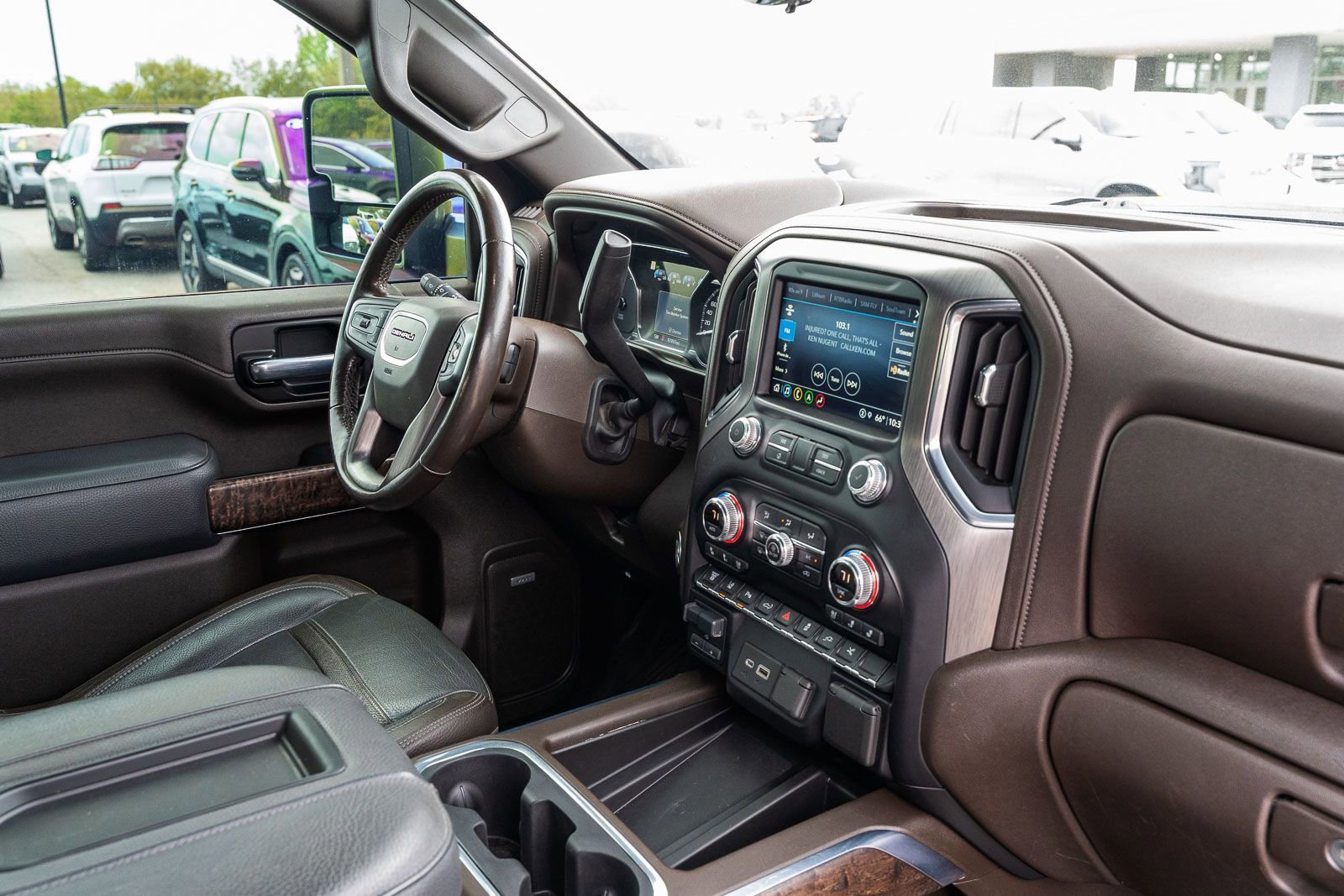 Used 2021 GMC Sierra 3500 Denali w/ Denali Ultimate Package image 15