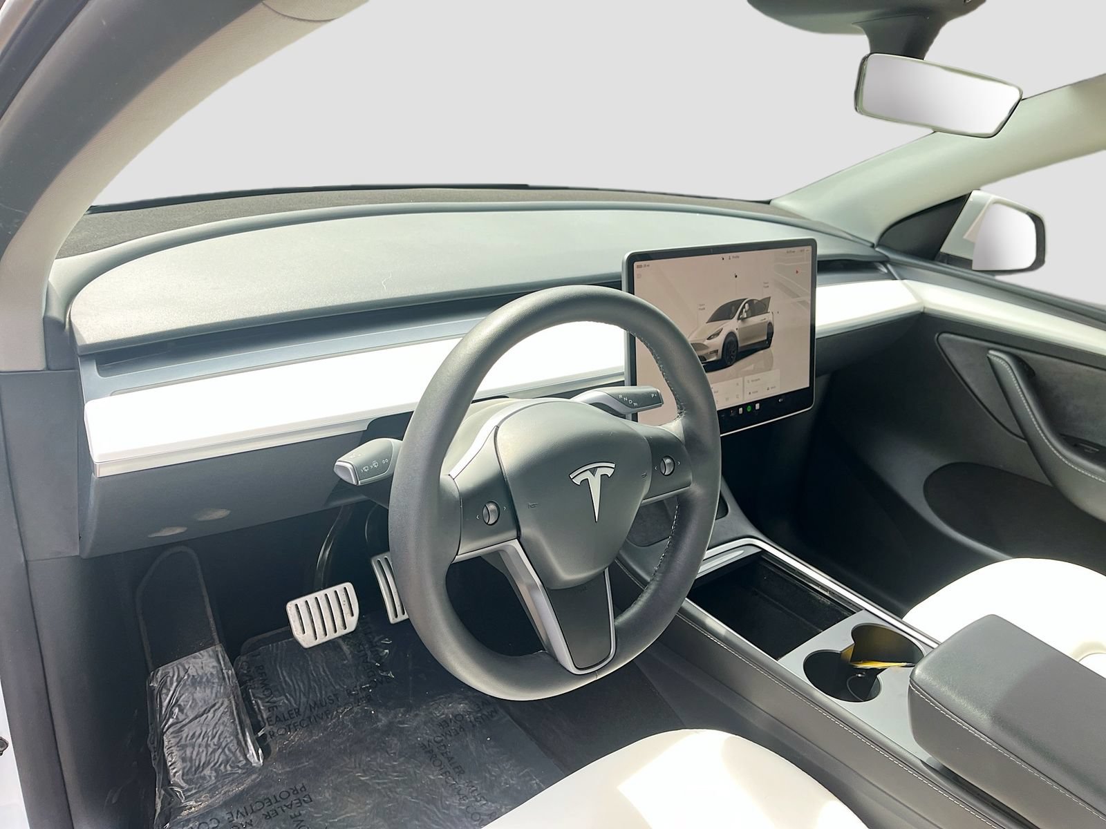Used 2024 Tesla Model Y Performance AWD/4WD image 9
