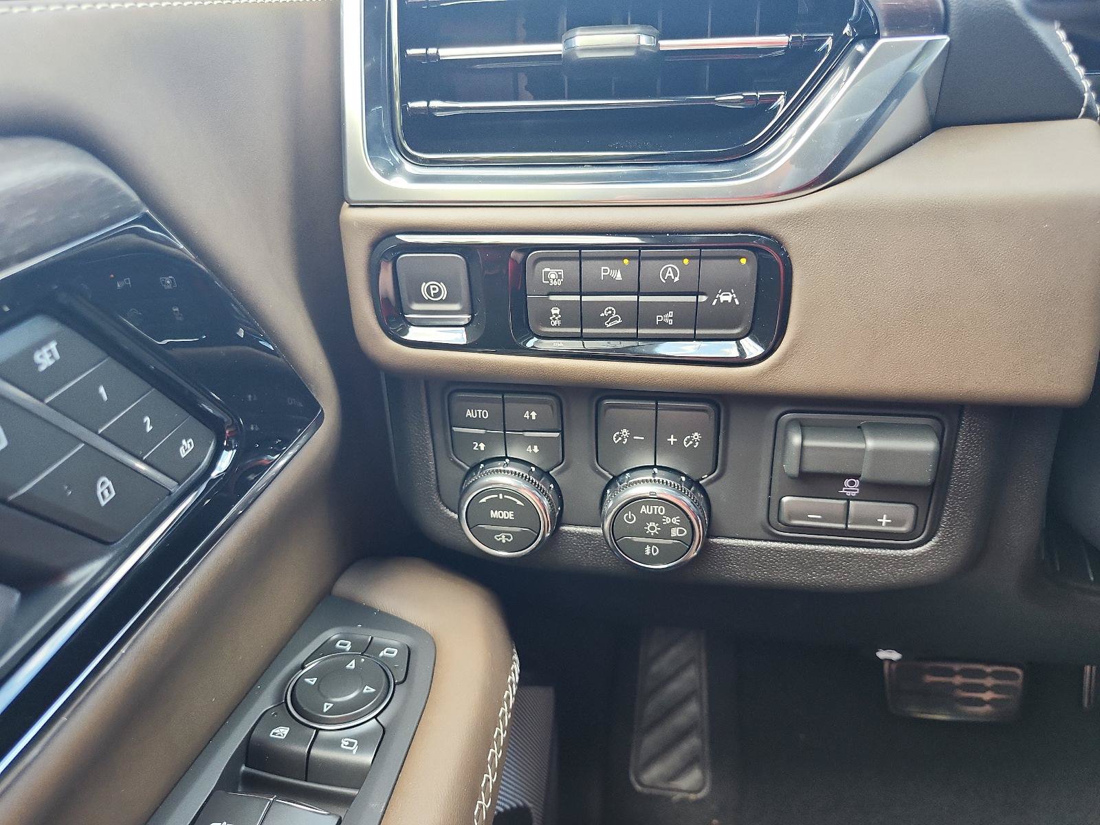 New 2026 GMC Yukon XL Denali Ultimate AWD/4WD image 20