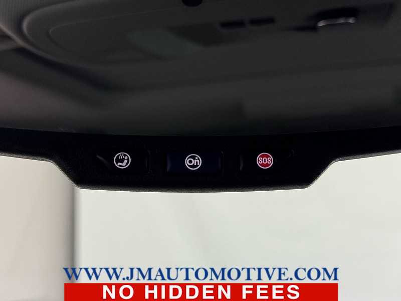 Used 2020 Chevrolet Suburban Premier image 37