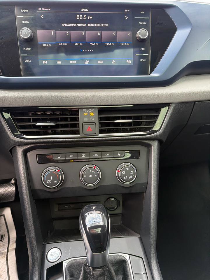 Used 2022 Volkswagen Taos SE image 14