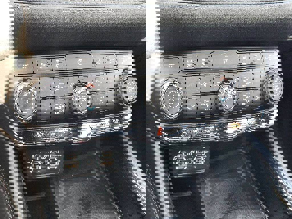 Used 2021 Dodge Durango Citadel w/ Premium Entertainment Group image 27