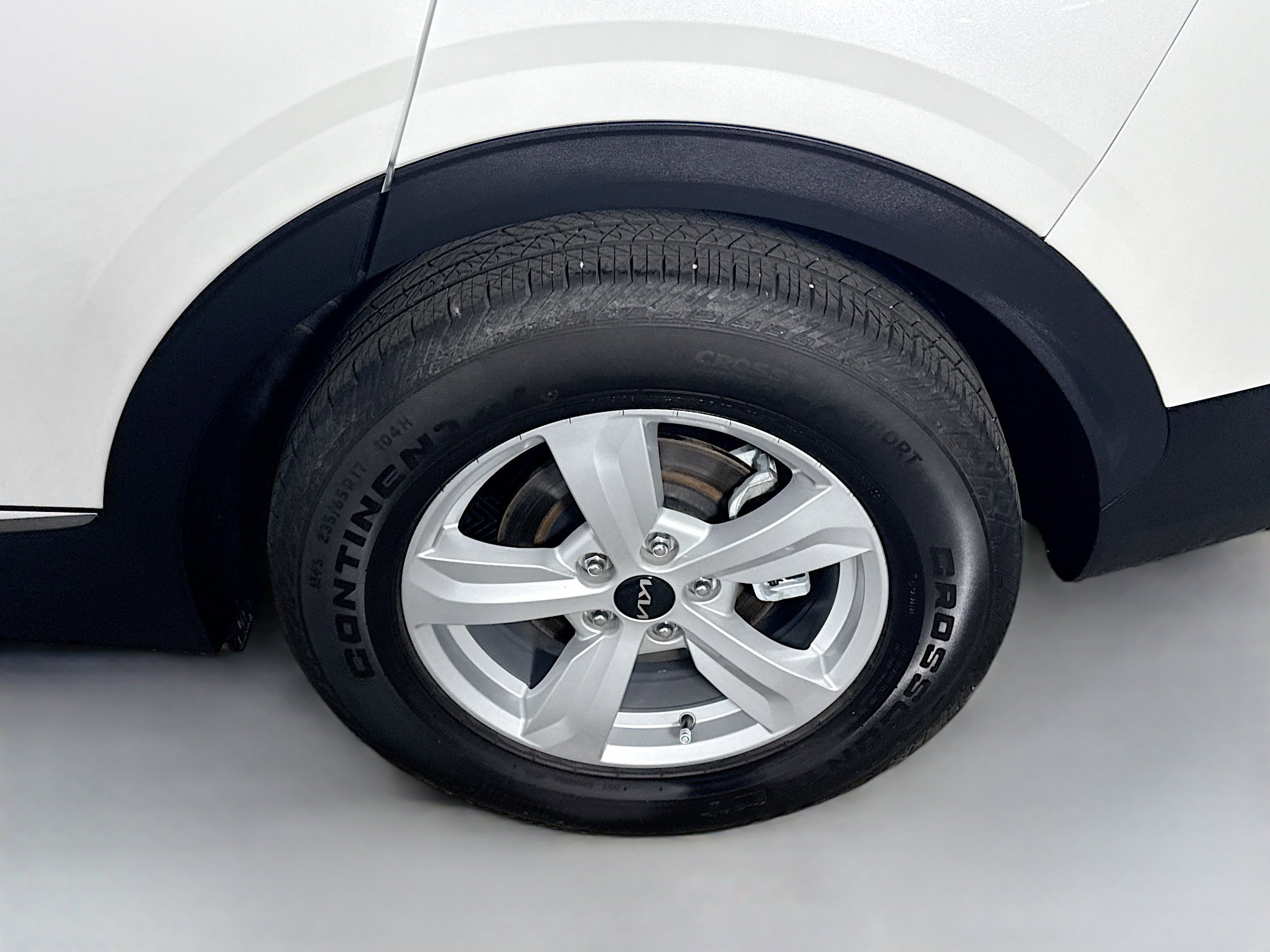 Used 2025 Kia Sportage LX image 36