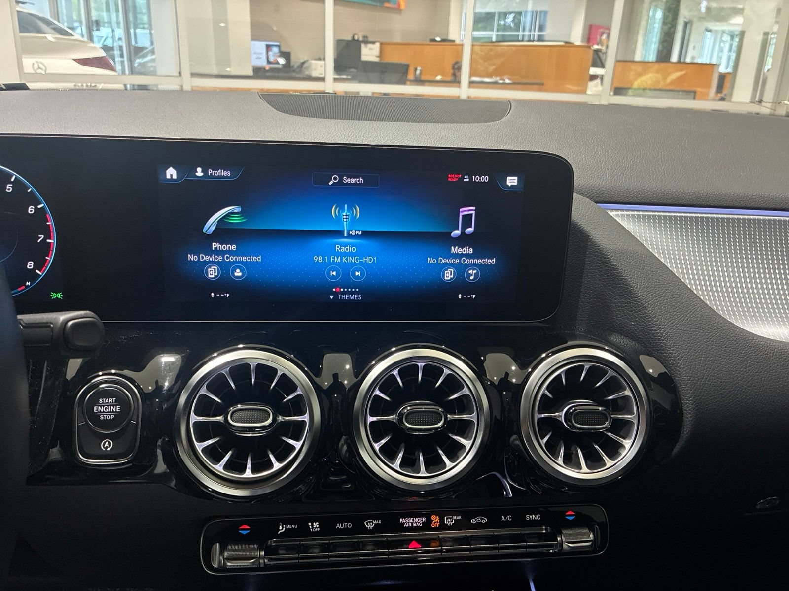 Certified 2023 Mercedes-Benz GLA 250 4MATIC image 24