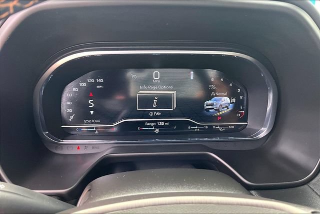 Used 2024 GMC Yukon AT4 w/ AT4 Premium Package AWD/4WD image 18