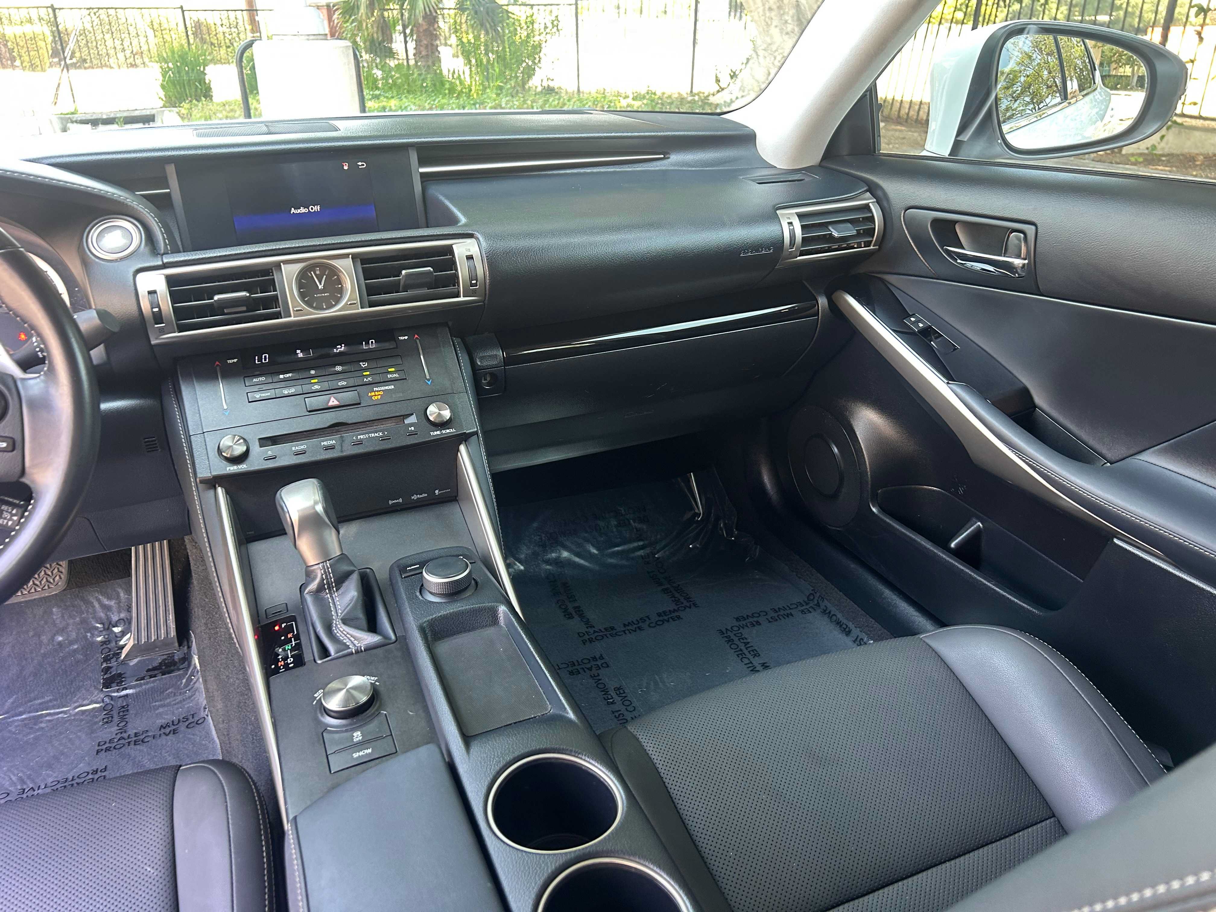 Used 2016 Lexus IS 200t RWD image 24