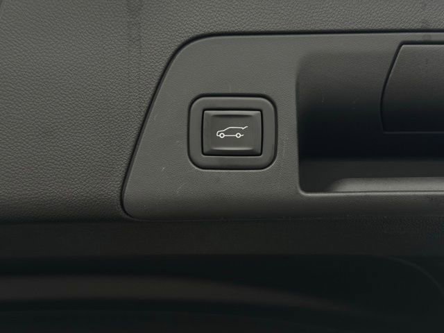 Used 2022 Buick Envision Avenir w/ Technology Package II image 12