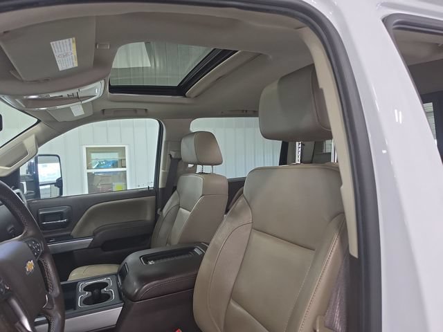 Used 2017 Chevrolet Silverado 2500 LTZ w/ Vortec Plus Package AWD/4WD image 21