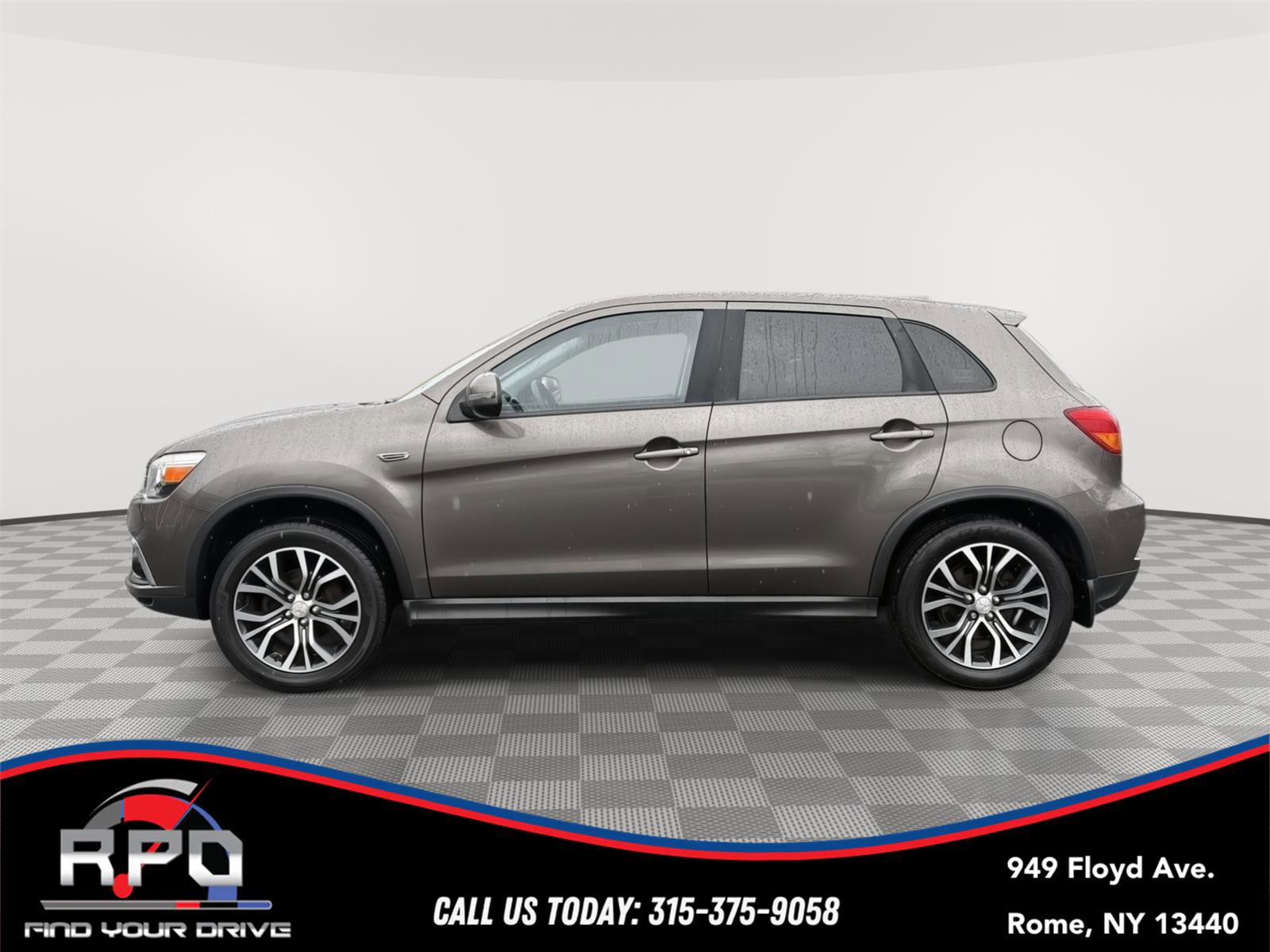 Used 2019 Mitsubishi Outlander Sport ES image 2