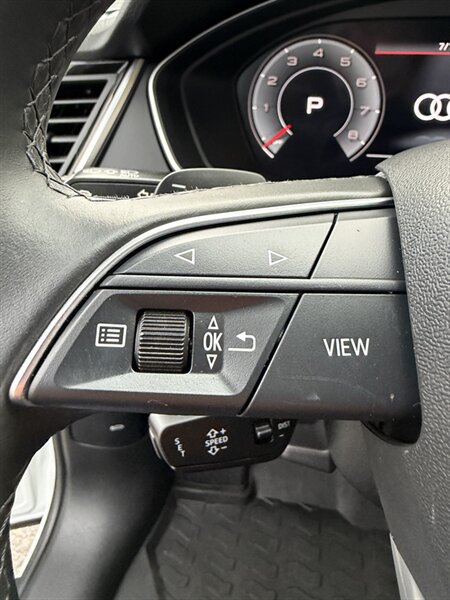 Used 2023 Audi Q5 2.0T Premium Plus w/ Premium Plus Package AWD/4WD image 33