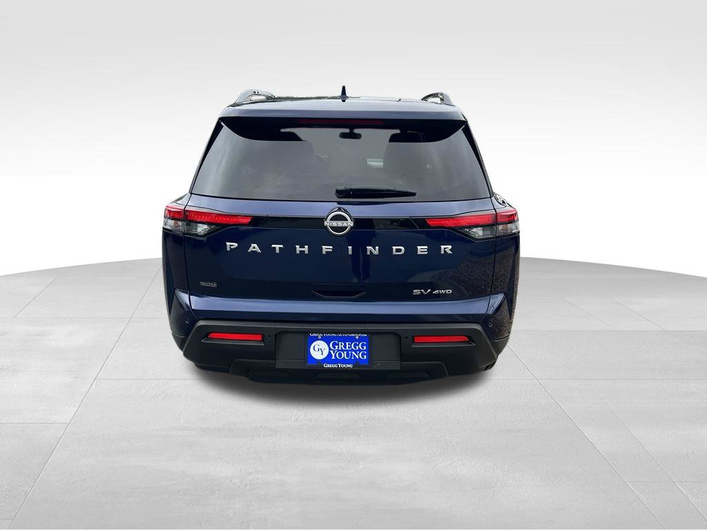Used 2024 Nissan Pathfinder SV AWD/4WD image 5