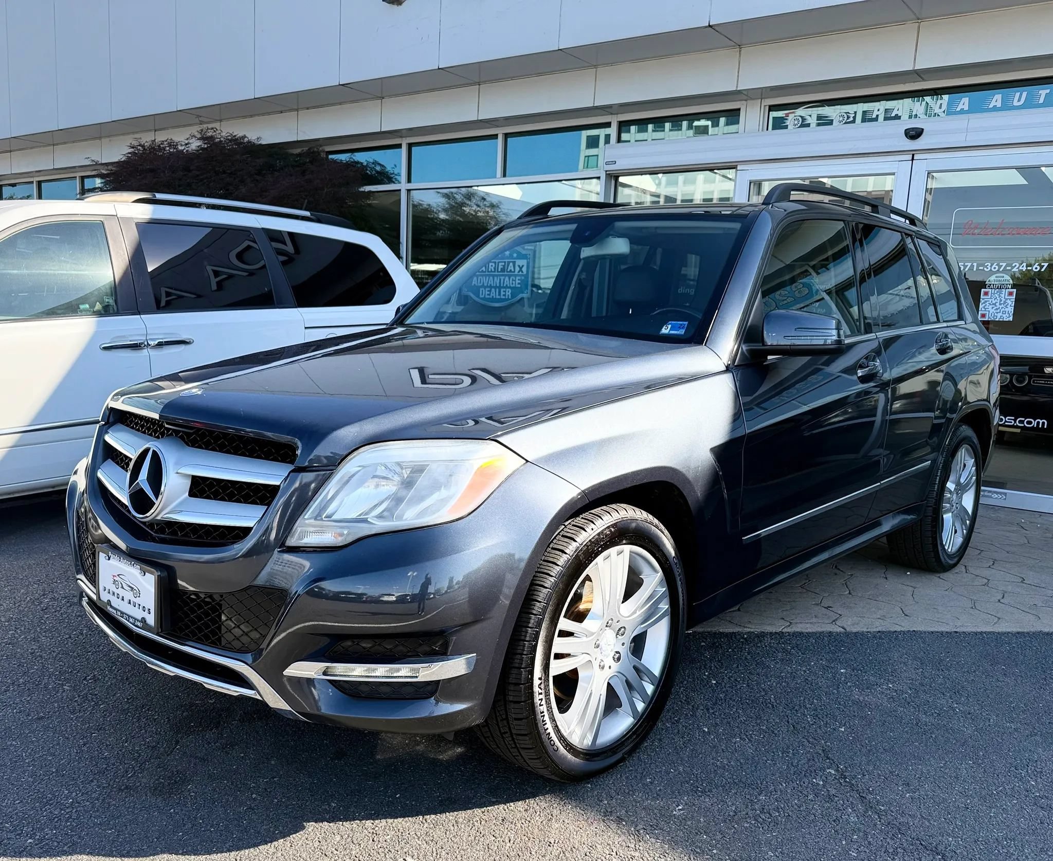 Used 2014 Mercedes-Benz GLK 350 4MATIC image 3