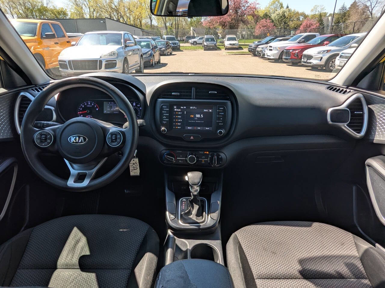 Used 2020 Kia Soul LX FWD image 2