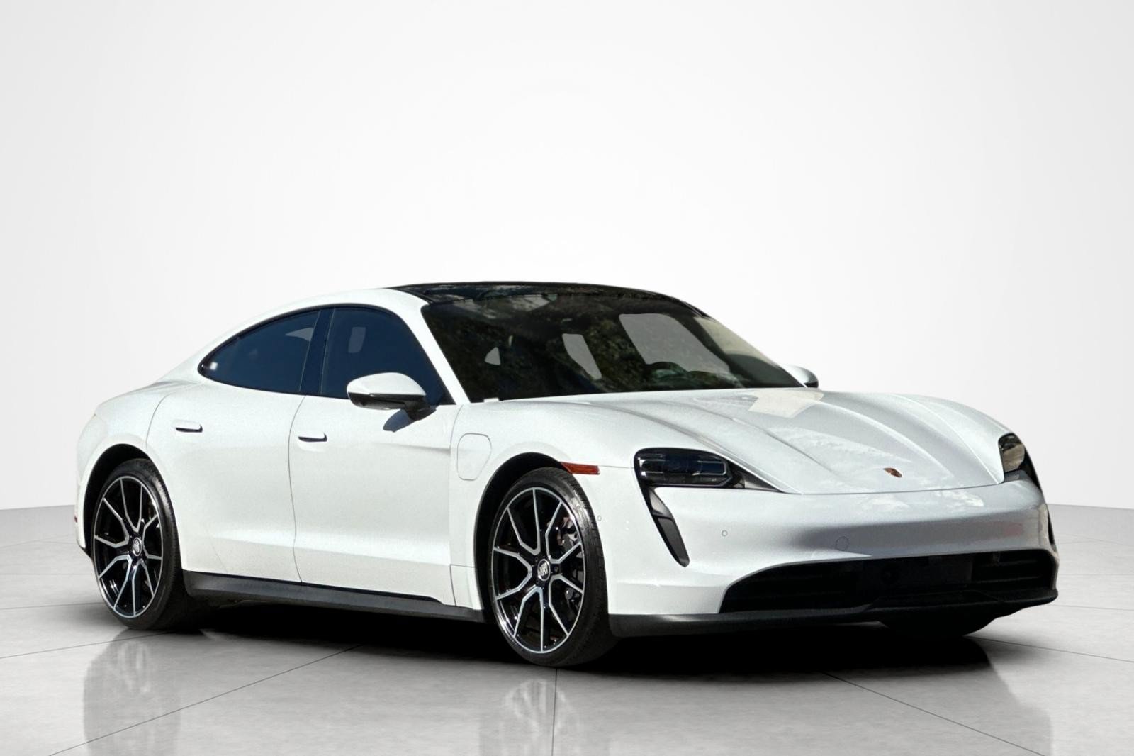 Used 2023 Porsche Taycan w/ Premium Package RWD image 7