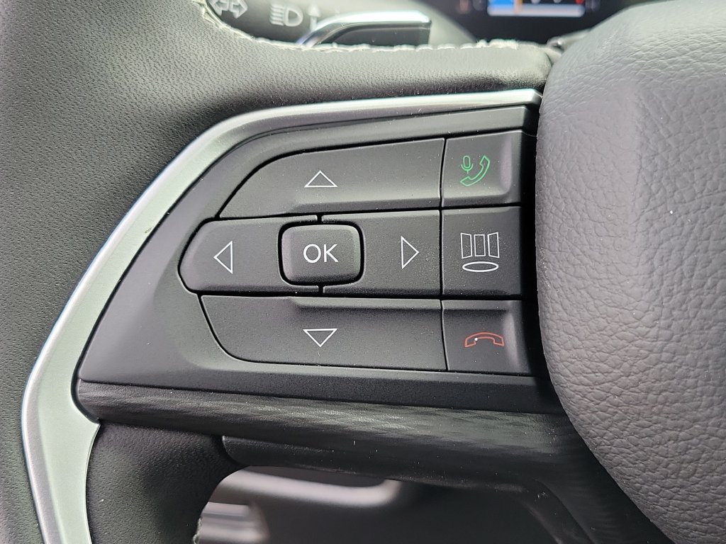 New 2026 Jeep Grand Cherokee Laredo X AWD/4WD image 23