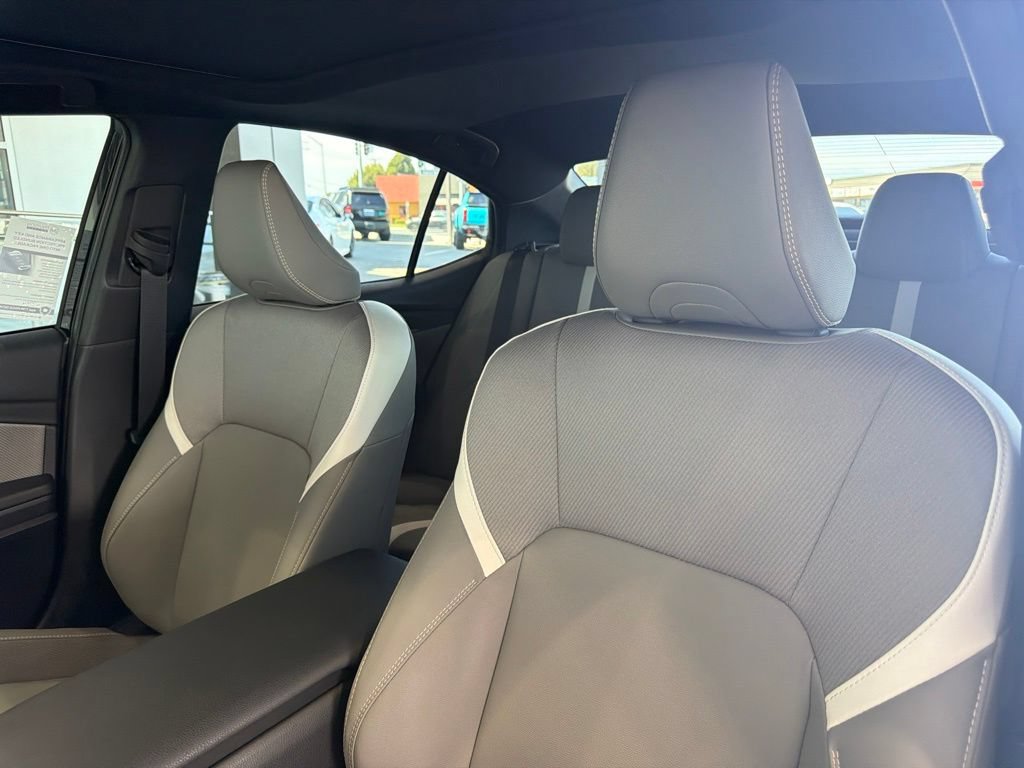 Used 2025 Toyota Camry SE w/ Multimedia Upgrade Package FWD image 22