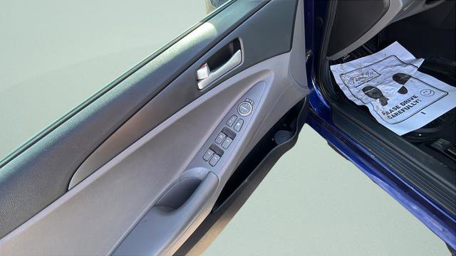 Used 2011 Hyundai Sonata GLS image 10