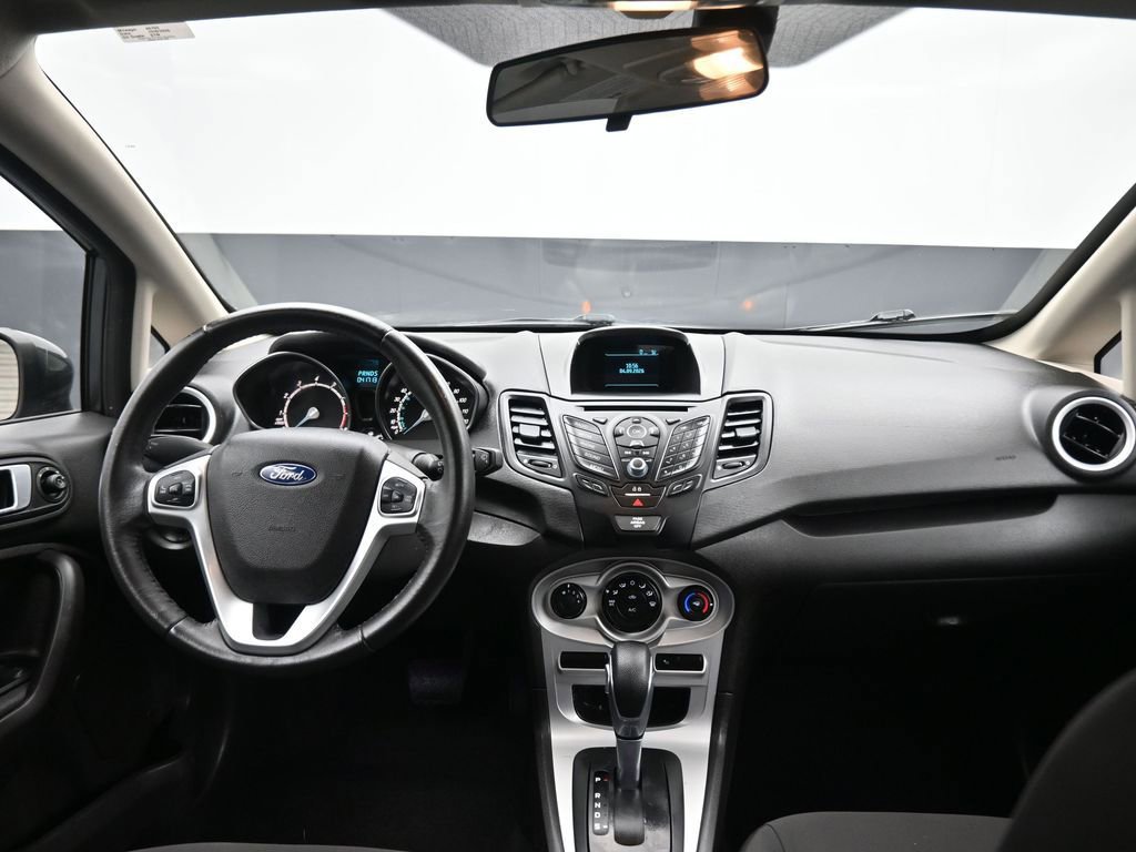 Used 2016 Ford Fiesta SE image 30