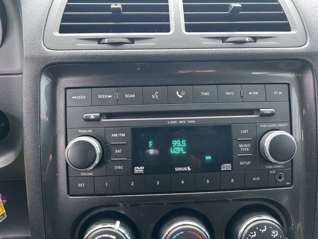 Used 2009 Dodge Challenger R/T image 16