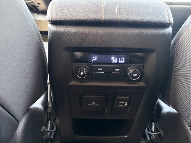 Used 2020 Chevrolet Traverse RS AWD/4WD image 16