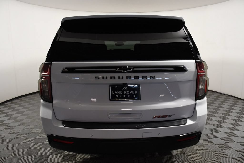 Used 2023 Chevrolet Suburban RST w/ Max Trailering Package AWD/4WD image 5