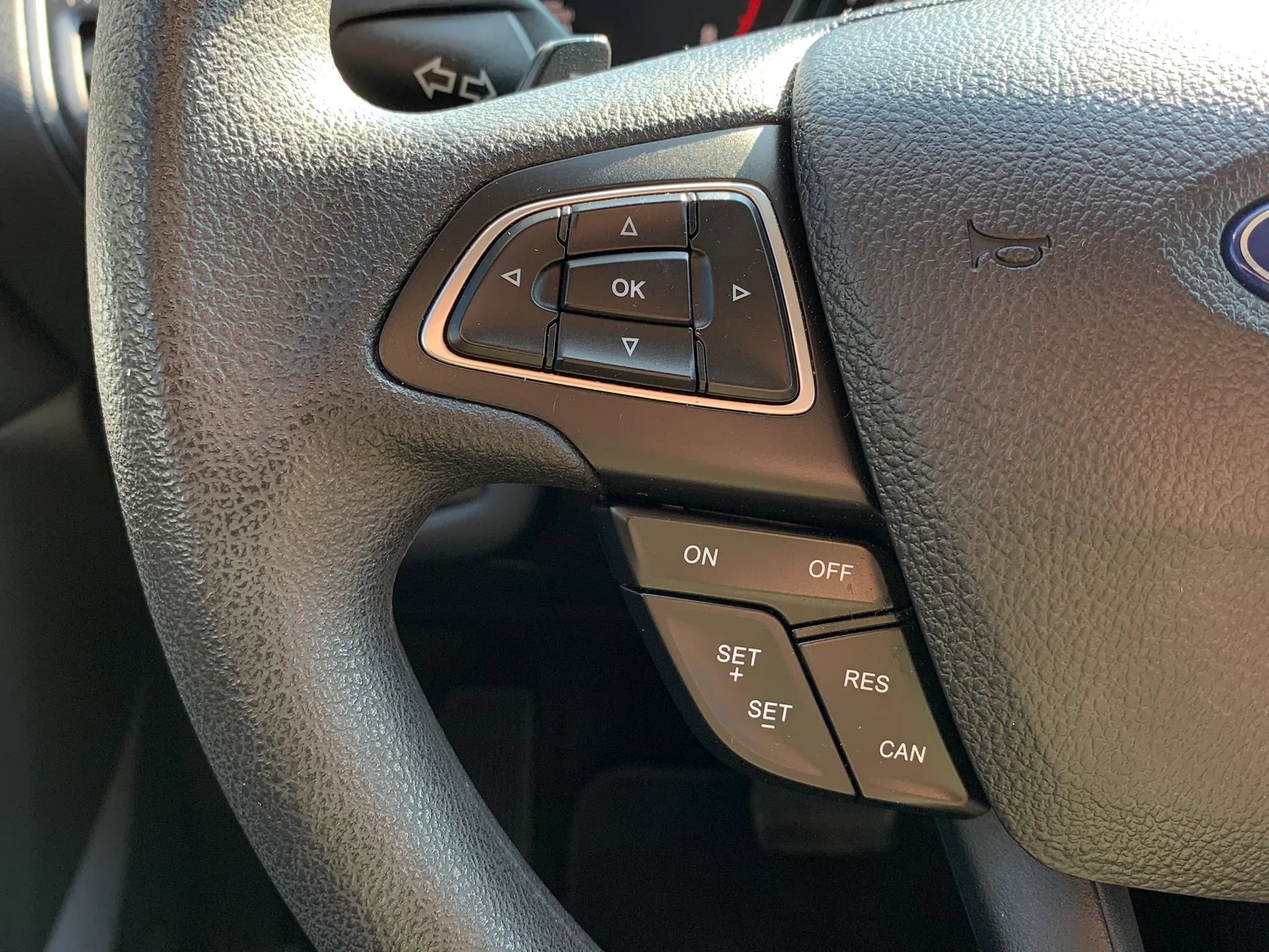 Used 2017 Ford Escape SE AWD/4WD image 14