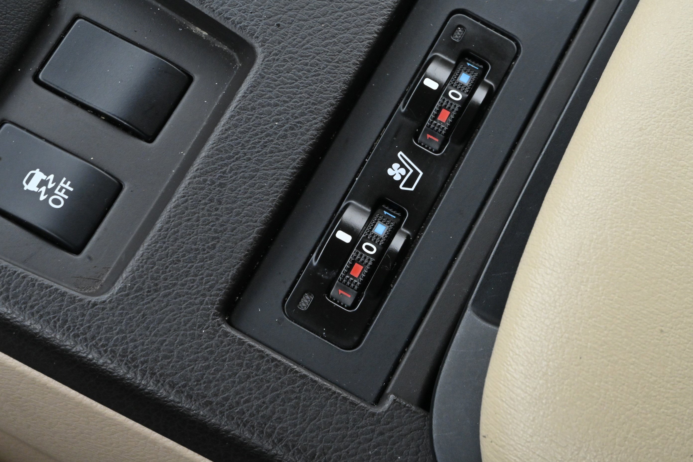 Used 2015 Lexus RX 350 FWD image 22