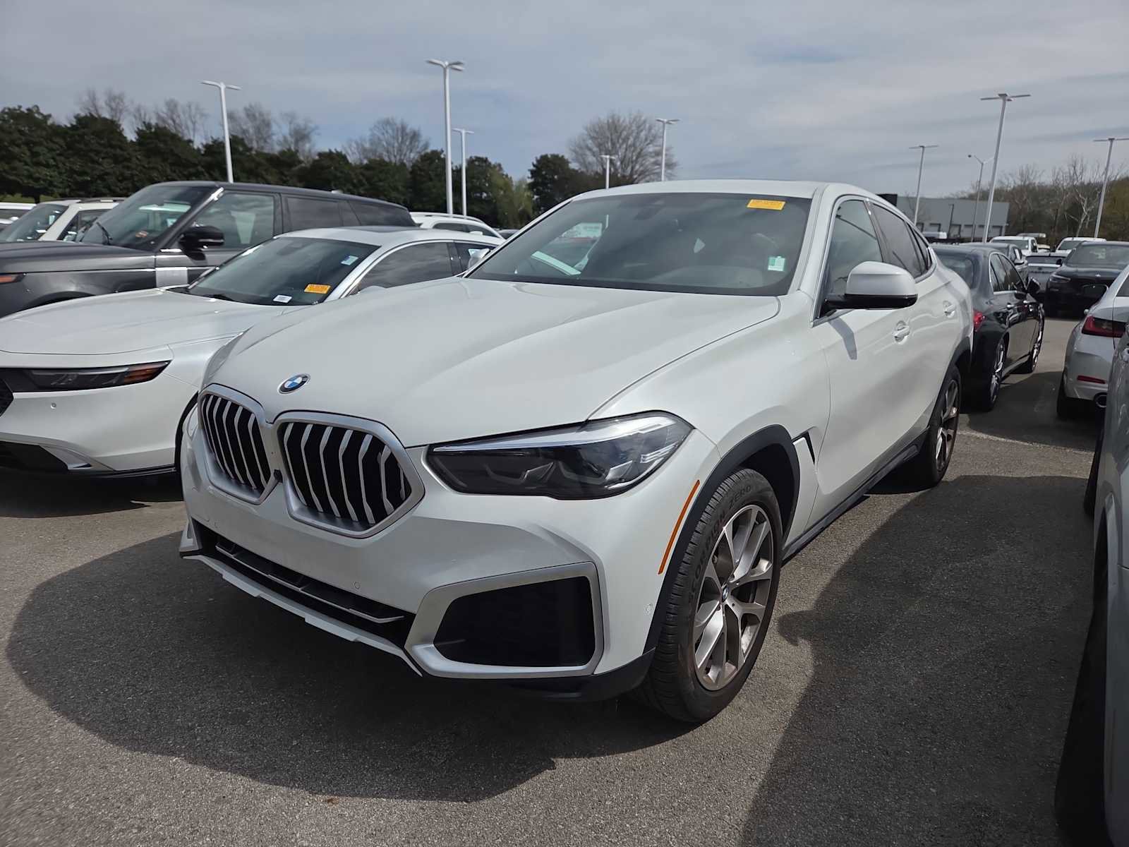 Used 2023 BMW X6 xDrive40i w/ Premium Package image 7