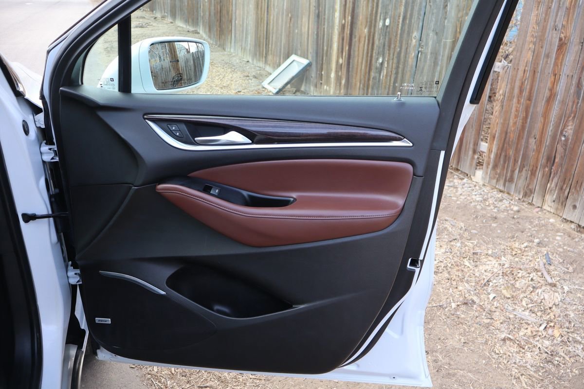 Used 2019 Buick Enclave Avenir w/ Avenir Technology Package image 28