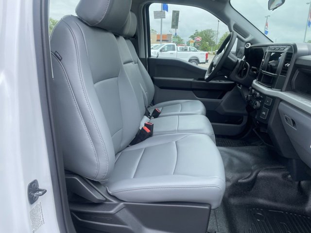 New 2024 Ford F550 4x4 Regular Cab Super Duty image 54